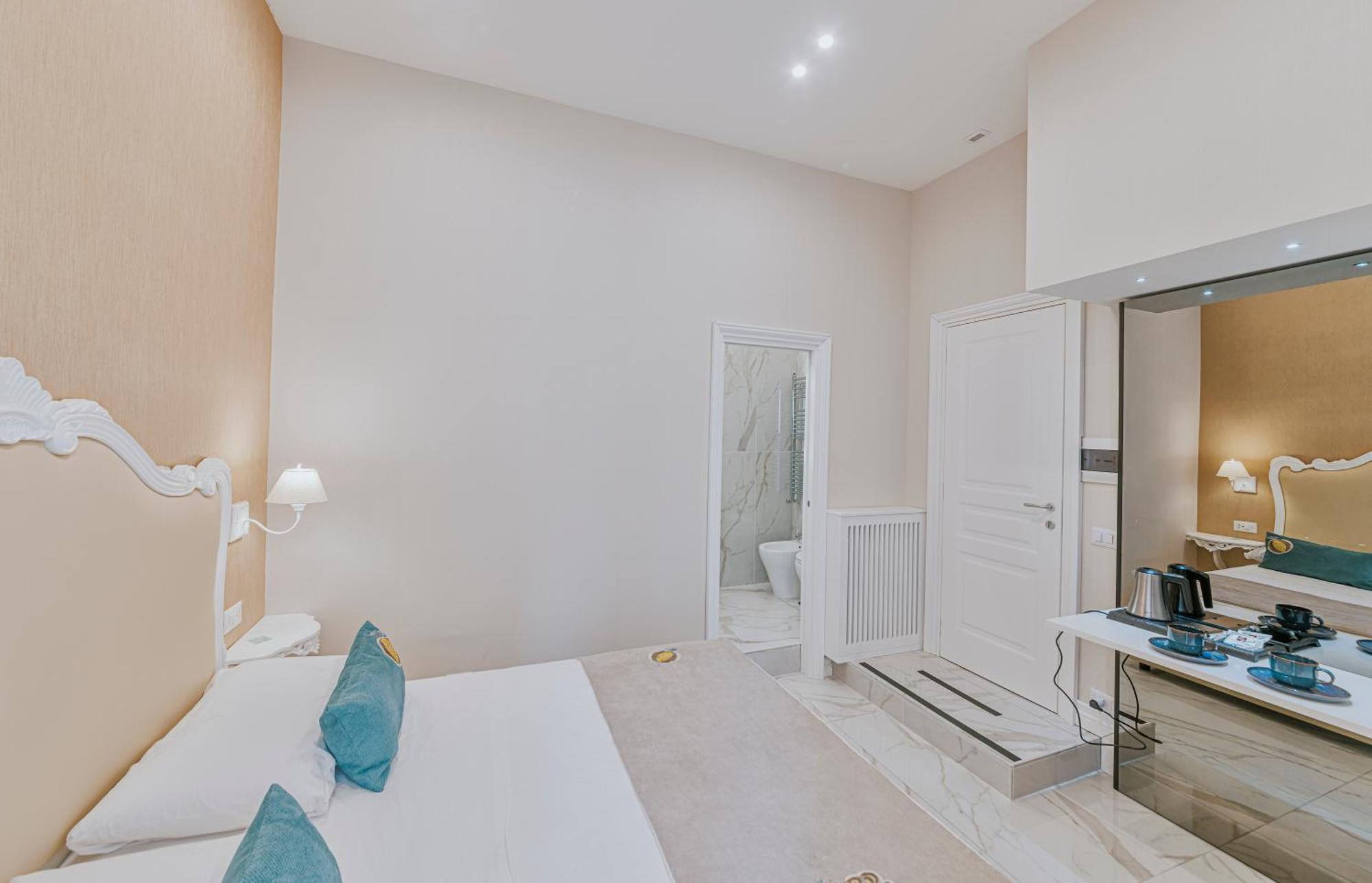 Gentile Suite & Spa Vomero Napoli Esterno foto